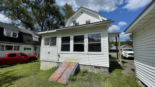 2359 VT Route 107, Royalton, Vermont 05032, USA