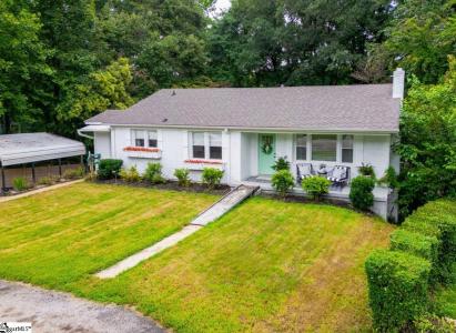 14 Circle Drive, Greenville, SC 29617, USA