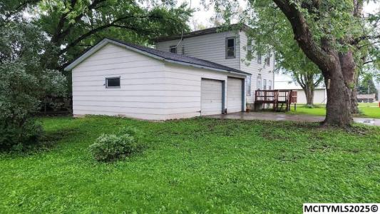 2000 2nd Ave S, Clear Lake, Iowa 50428, USA