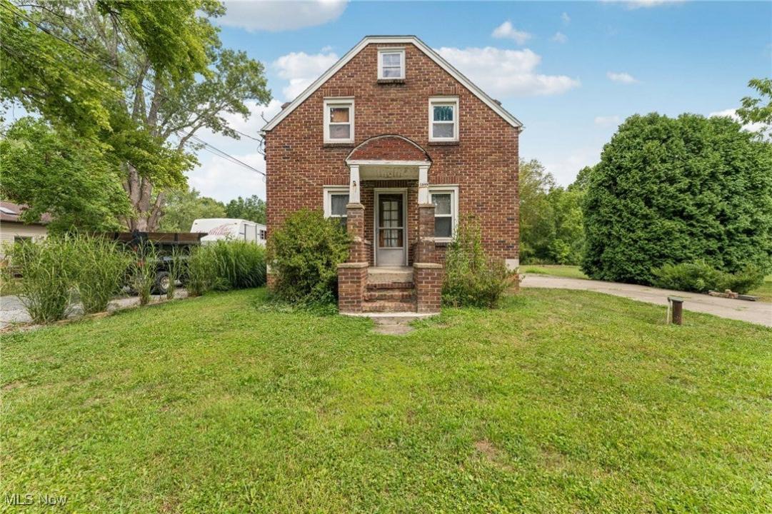 1899 Edwards Drive, Akron, オハイオ 44306, アメリカ合衆国