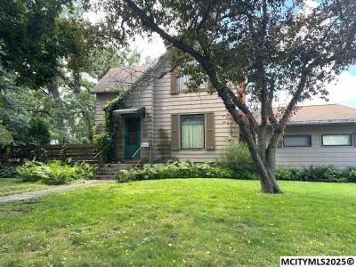 415 N Shore Dr, Clear Lake, Iowa 50428, Stati Uniti