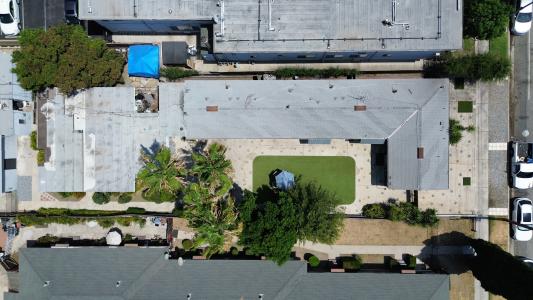 12315 Burbank Boulevard, Valley Village, Kaliforniya 91607, Amerika Birleşik Devletleri