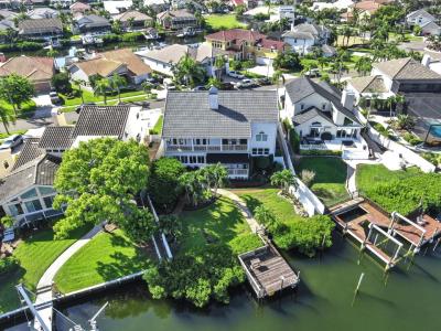 929 Symphony Isles Blvd, Apollo Beach, Florida 33572