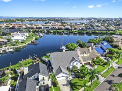 929 Symphony Isles Blvd, Apollo Beach, Florida 33572