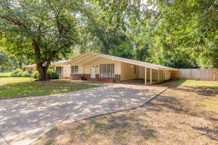 322 Lenwood, Nacogdoches, Texas 75964