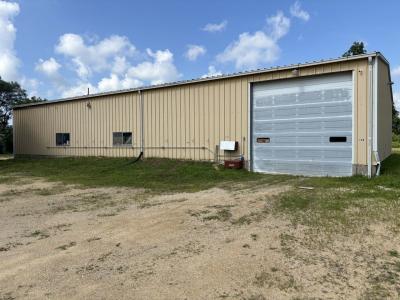 2180 E Yellow Creek Road, Freeport, Illinois 61032, USA