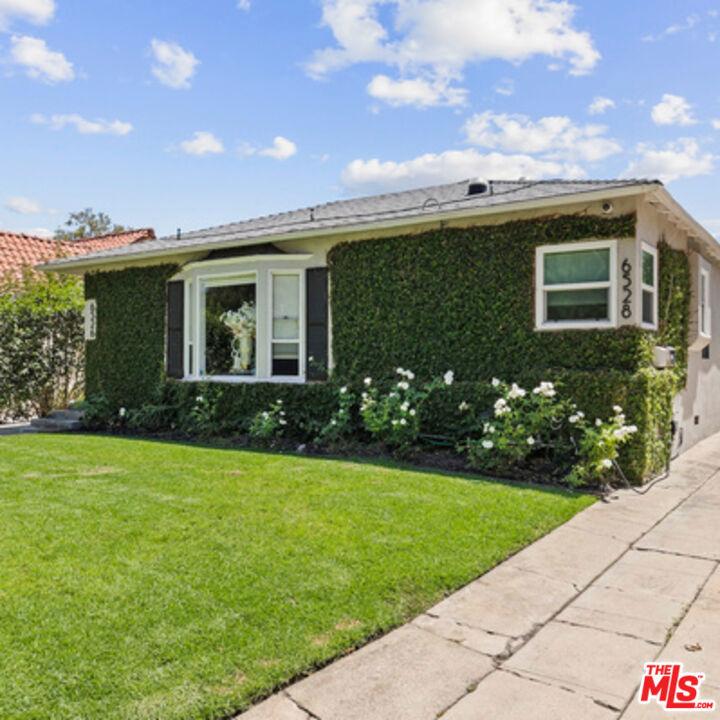 6526 6528 San Vicente Boulevard, Los Angeles, California 90048