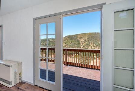 2399 Indian Hill Road, Clearlake Oaks, Californie 95423, États-Unis