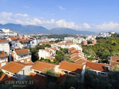 Kodra e Diellit, Tirana, Albania