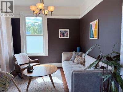 415 DOWNIE STREET, Revelstoke, Colombia Británica V0E 2S0, Canadá