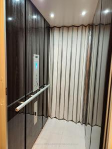 2 NIGHTFALL COURT, Vaughan, Ontario L4N 3N5, Canadá