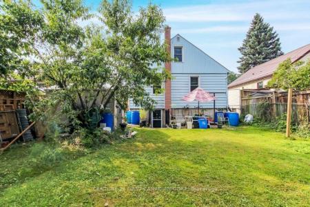 490 SALISBURY STREET, London East, Ontario N5Y 3B5, Kanada