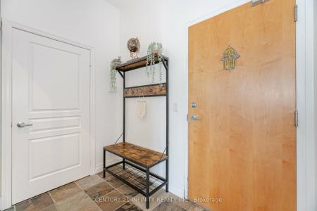 3939 DUKE OF YORK BOULEVARD, Mississauga, Ontario L5B 4N2, Canada