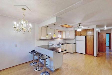 122 RIFLE RANGE ROAD, Hamilton, Ontario L8S 3B6, Canada