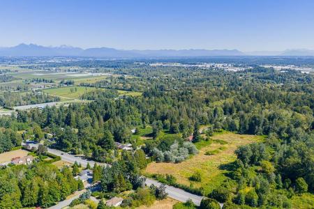 2608 176 STREET, Surrey, British Columbia V3Z 9W5, Canada