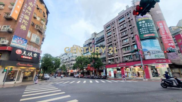 莊敬路, Xinyi Dist., Тайбэй 110, Тайвань