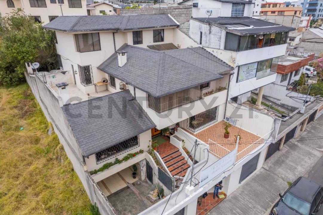 José Felix Barreiro y de Los Alamos N50-84, Quito, Pichincha 00001, Equador