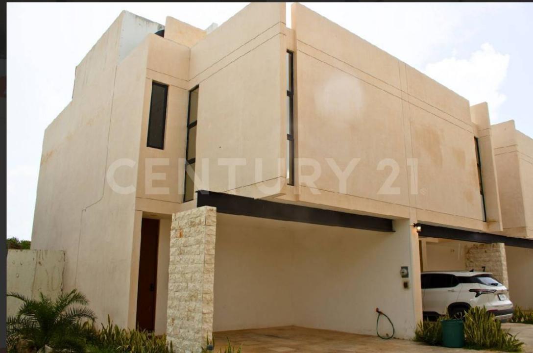 27 Diagonal 165,, Mérida, Yucatan 97305, Mexique