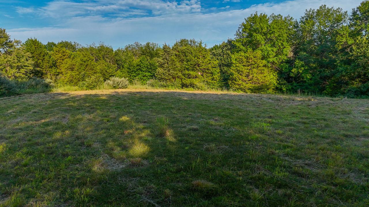 E LAKE SAN LYNN RD, CENTRALIA, Missouri 65240