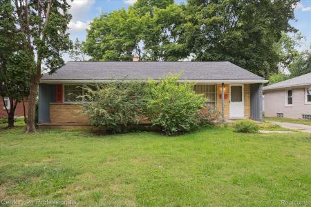 27627 Lexington Parkway, Southfield, Michigan 48076, USA