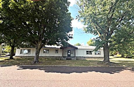 602 East Bond Street, Monett, Missouri 65708, USA