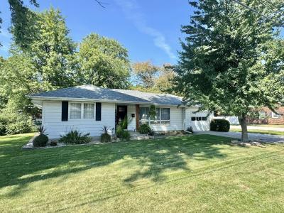 220 E Rogers Street, Monroe City, Missouri 63456, Stati Uniti