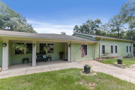 1425 Lakeview Road, Ozark, Alabama 36360