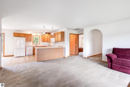 6644 Maple Street, Riverdale, Michigan 48877, États-Unis