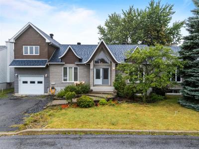 1270  Rue Cayouette, Saint-Hyacinthe, Quebec J2T 4T7, Canada