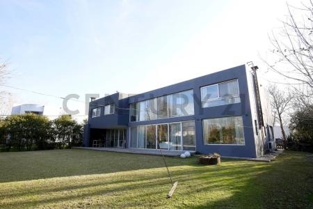 467 , La Plata, GBA Sur 00001, Argentina