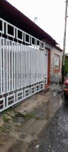 Calle 67 (J) Nro. Cívico 82-C-20, manzana 16 Conjunto Residencial Los Robles Casa Nro. 59, Valencia, Carabobo 2001, Venezuela