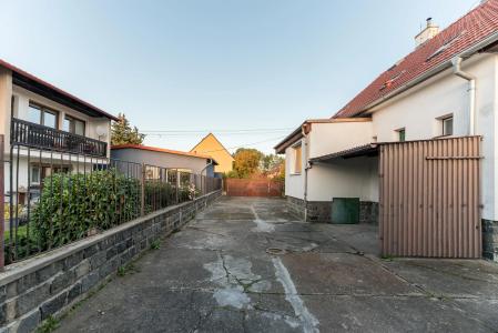 Škvorecká, Úvaly, Praha-východ 25082, República Checa