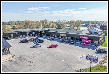 1186 N Shawano Street, New London, Wisconsin 54961-2749, USA