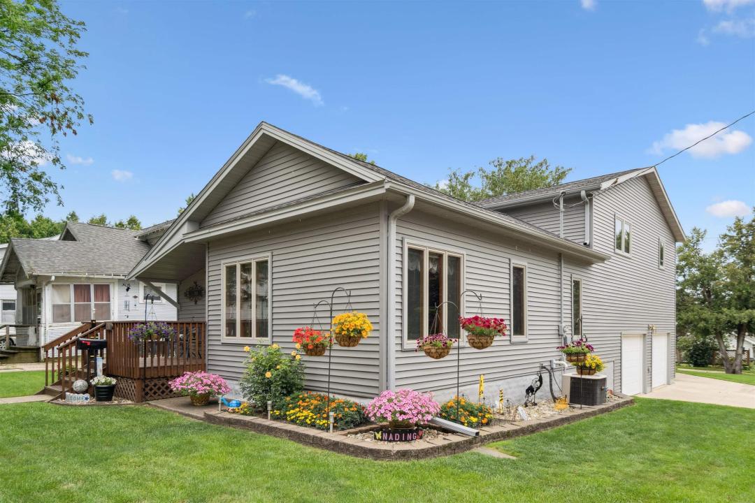 100 7th Ave Se, Oelwein, Iowa 50662, Estados Unidos