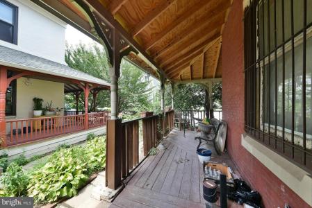 302 W Earlham Ter, Philadelphia, Pennsylvania 19144, USA