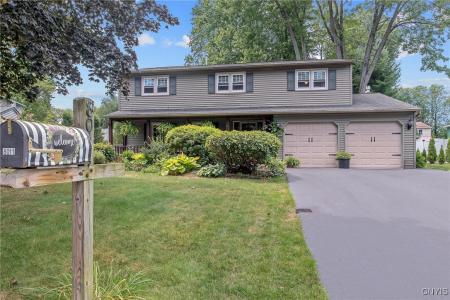 8011 Thyme Circle, 黏土, 紐約州 13090, 美國