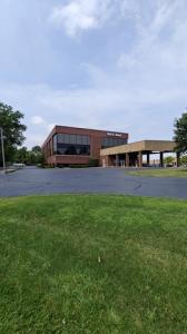 1845 E Rand Rd L-111, Arlington, Illinois 60004, USA