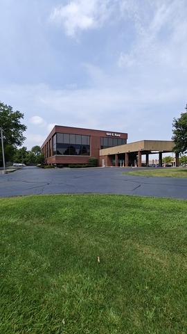 1845 E Rand Rd L-111, Arlington, Illinois 60004