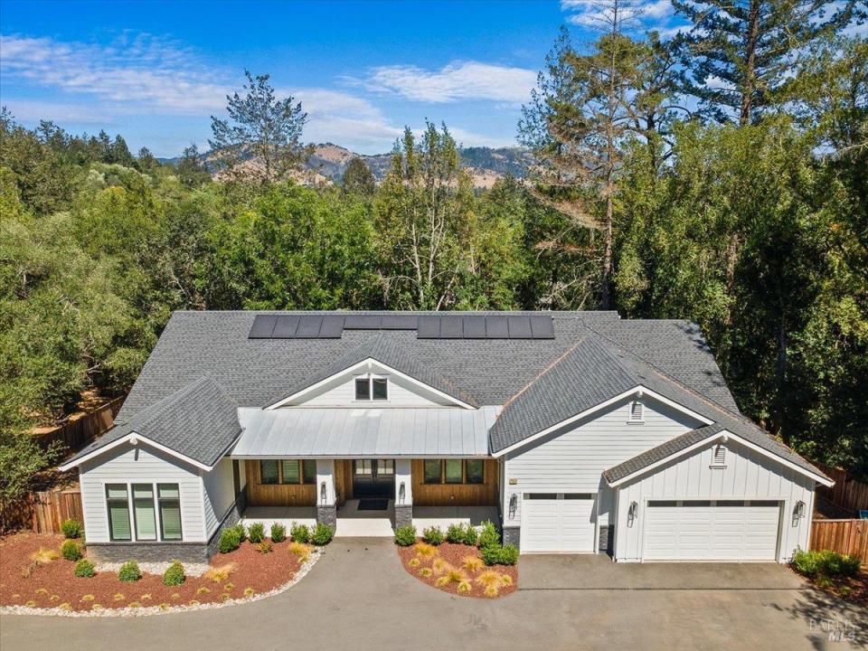 794 Los Olivos Rd, Santa Rosa, California 95404