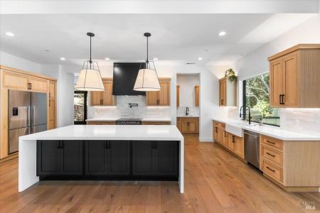 794 Los Olivos Rd, Santa Rosa, California 95404