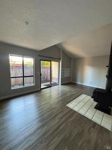 49 Redwood Ct, Santa Rosa, California 95409, Stati Uniti