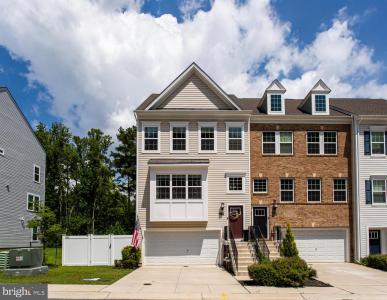 45483 Woodslea Way , California, Maryland 20619, Estados Unidos