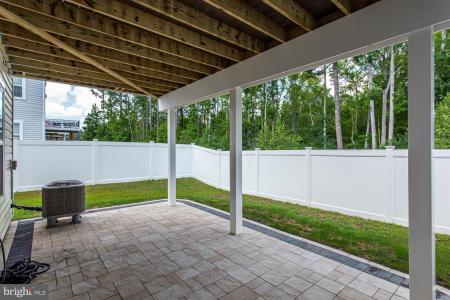 45483 Woodslea Way , California, Maryland 20619, Estados Unidos