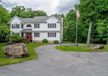 33 Sandra Lane, Monroe, New York 10950, Stati Uniti