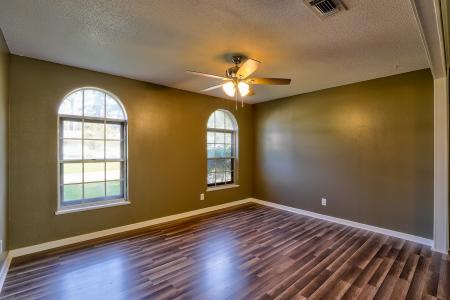 720 Diane Dr., Wake Village, Texas 75501, USA