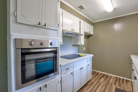 720 Diane Dr., Wake Village, Texas 75501, USA