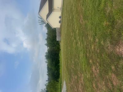 438 Aviators Point, Eleanor, WV 25070, USA