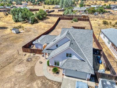 2920 Meadow Creek Road, Clearlake Oaks, California 95423