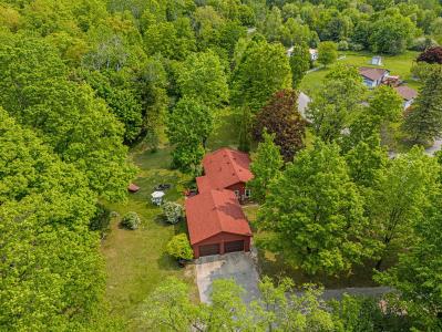 8424 Third Street, Onekama, Мичиган 49675, Соединенные Штаты