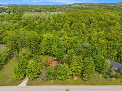 8424 Third Street, Onekama, Мичиган 49675, Соединенные Штаты